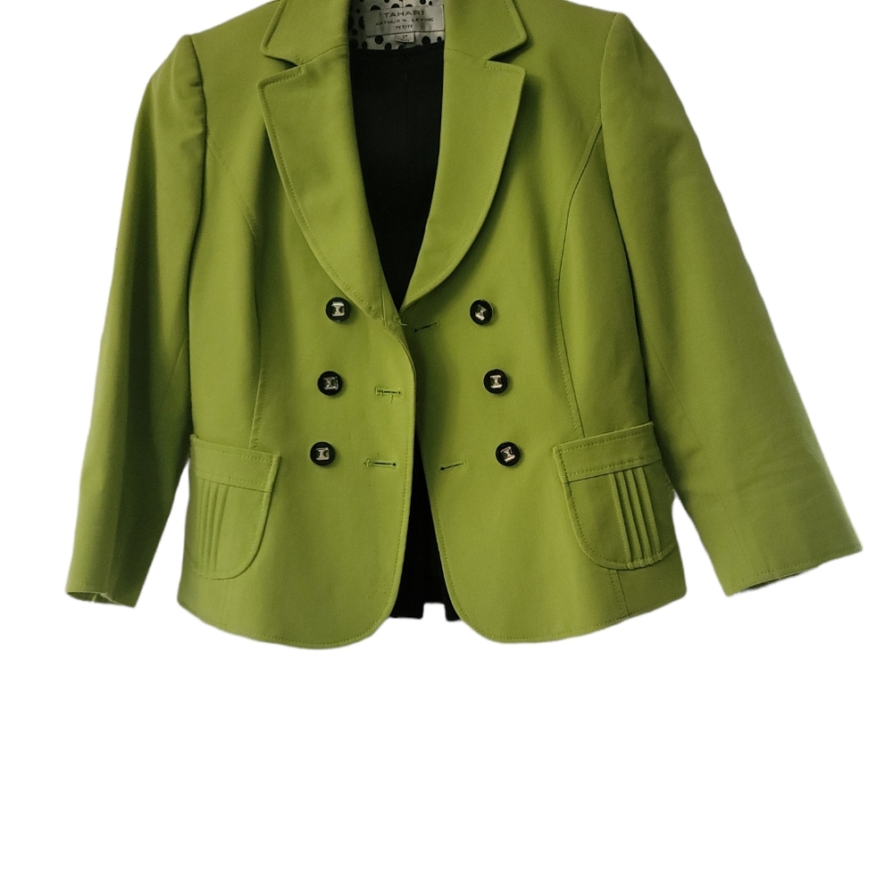 Tahari skirt suit